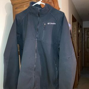 Mens black softshell Columbia Ascender Omni shield jacket